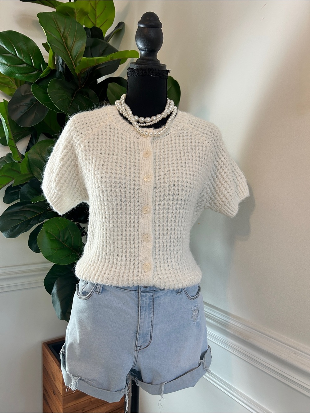 Pink Rose Cream Short Sleeve Button-Front Knit Cardigan